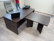 Стол руководителя Витра Цезарь 21.01