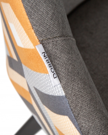 Стул обеденный Dobrin Markus ткань Candy Graphite+Escada Ochre