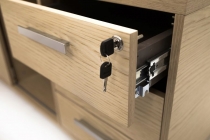 Стол на опорной тумбе L209 Profoffice EXE 101 105 OAK 09 Дуб светлый Черный