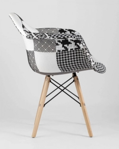 Кресло Eames в стиле пэчворк Черно-белое