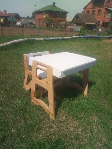 Комплект парта и стул Россия растущие